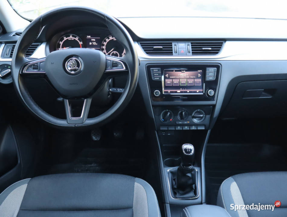 Skoda Rapid 10 TSI Rok produkcji 2017 sprzedam