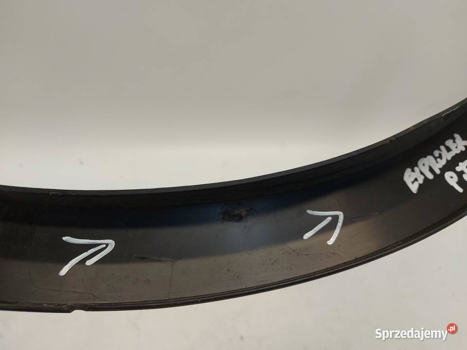 Ford Explorer VII R2KB NAKLADKA BŁOTNIKA PRAWY osobowe