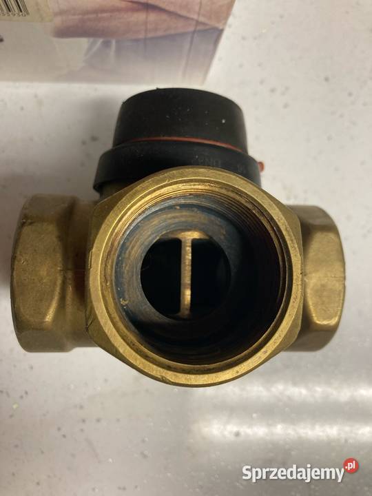 ESBE zawór czterokrotny vrg141 Klecza Dolna