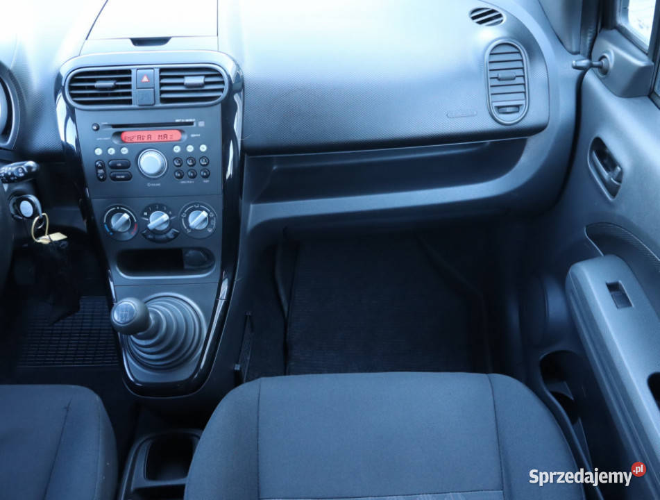 Suzuki Splash 10 12V 4/5 Piaseczno sprzedam