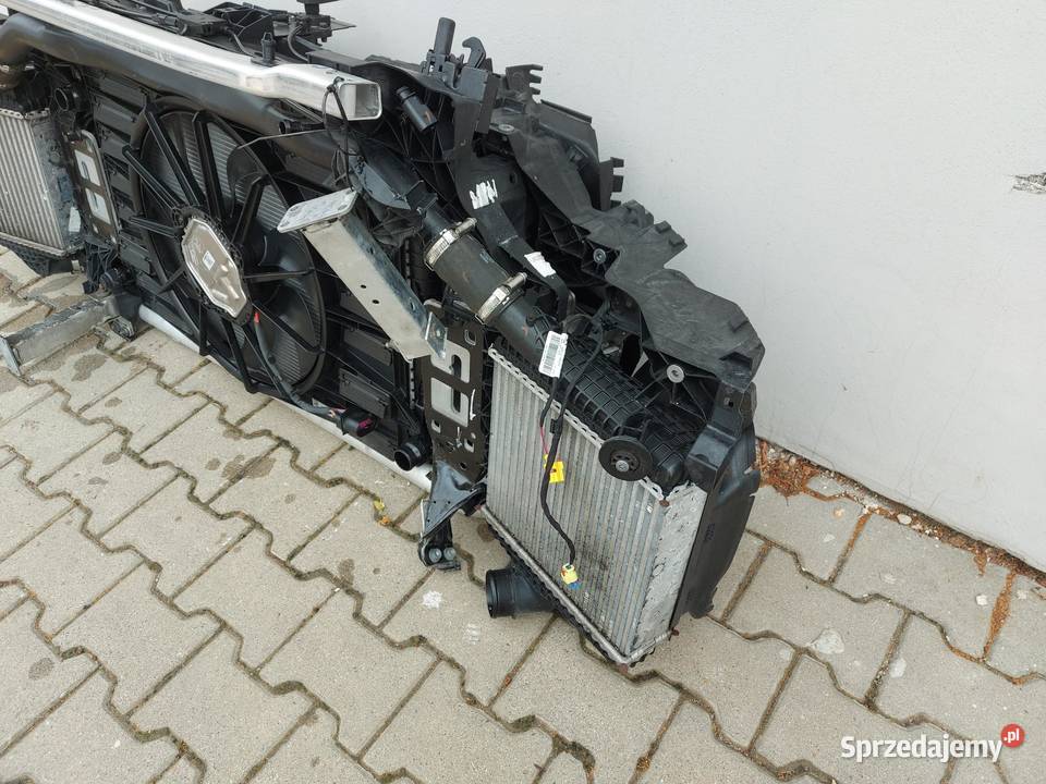Audi Q7 II LIFT 4M0 TFSI pas przedni chłodnice