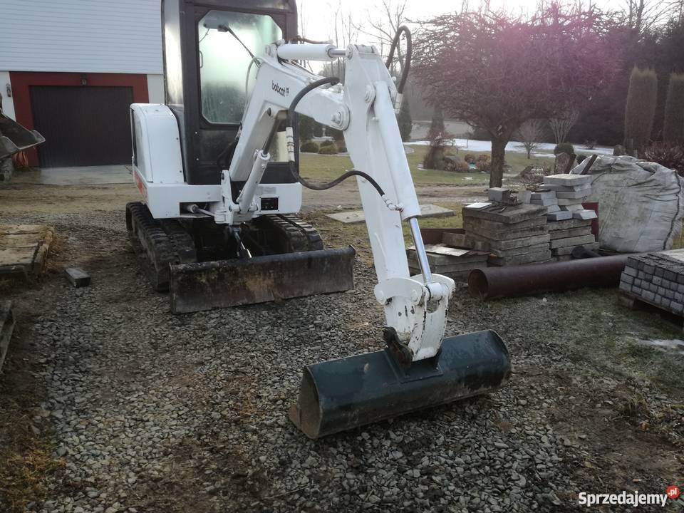 Minikoparka mini koparka Bobcat 325 28t 2001r małopolskie Królówka