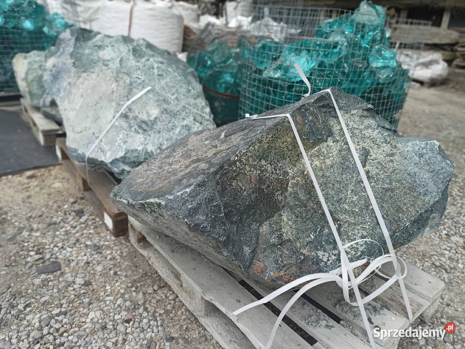 Głaz Zielony serpentynit Duże głazy Kamień śląskie Jaworzno