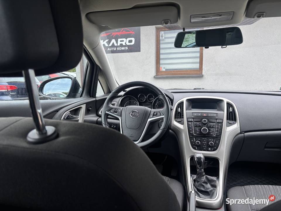 Opel Astra 2012 GWARANCJA immobilizer Paniówki sprzedam