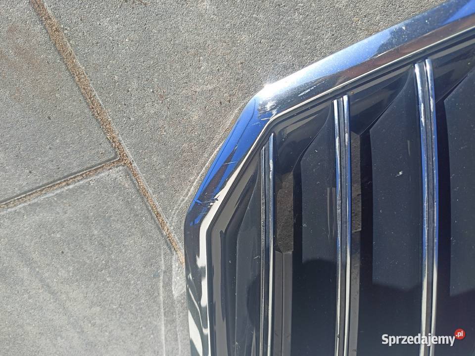 Atrapa grill Skoda superb 2 Lift 3T0853668B osobowe