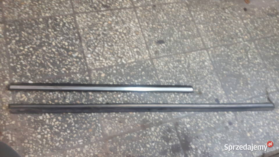 Listwy dolne Mercedes W123 pół seria lewa strona pomorskie sprzedam