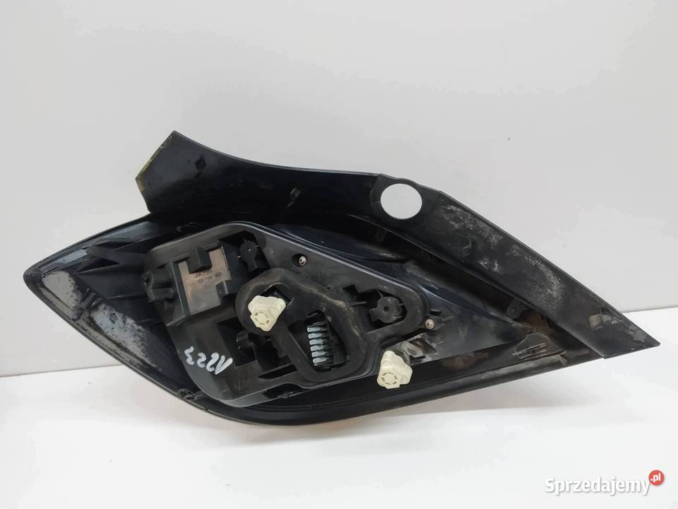 LAMPA TYŁ PRAWA 5D HB Opel Astra III 20042014 H osobowe