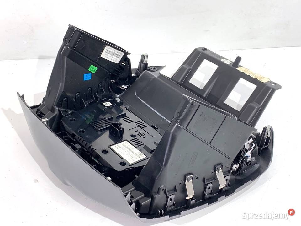 KRATKA NAWIEWU PRZÓD FORD TRANSIT CONNECT