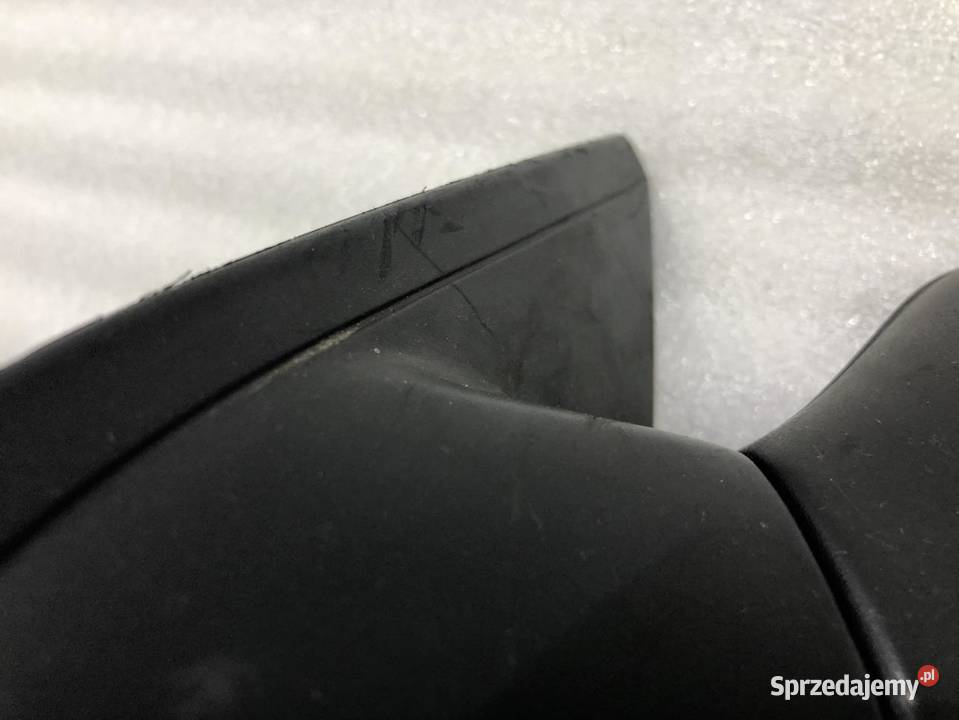 LUSTERKO LEWE ELEKTRYCZNE VW GOLF III 055009L