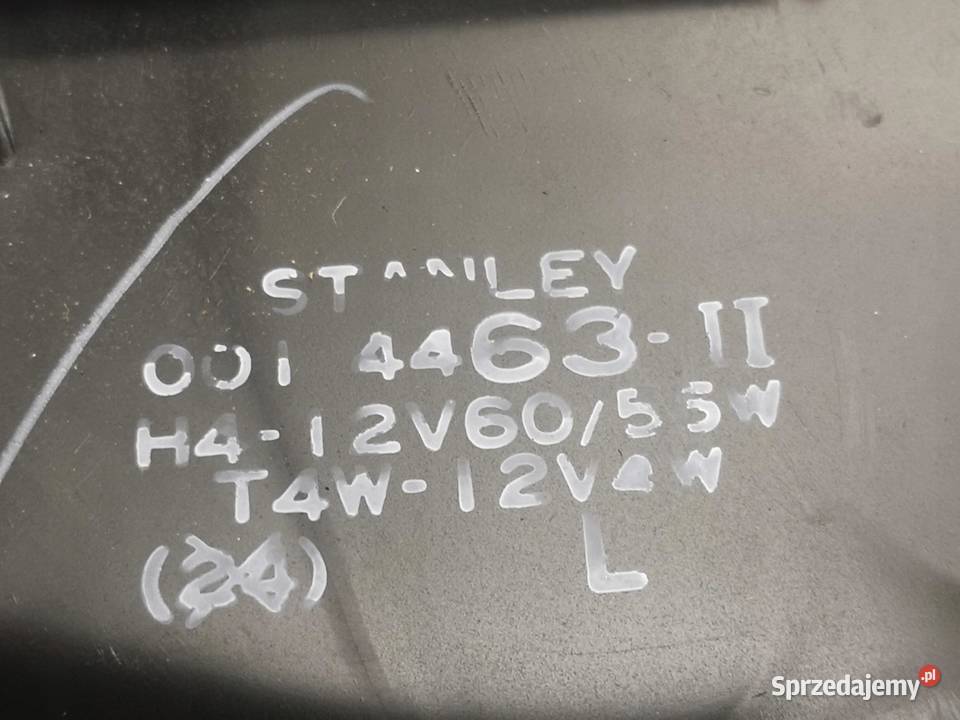 LAMPA PRAWY PRZÓD MITSUBISHI COLT III 19901992