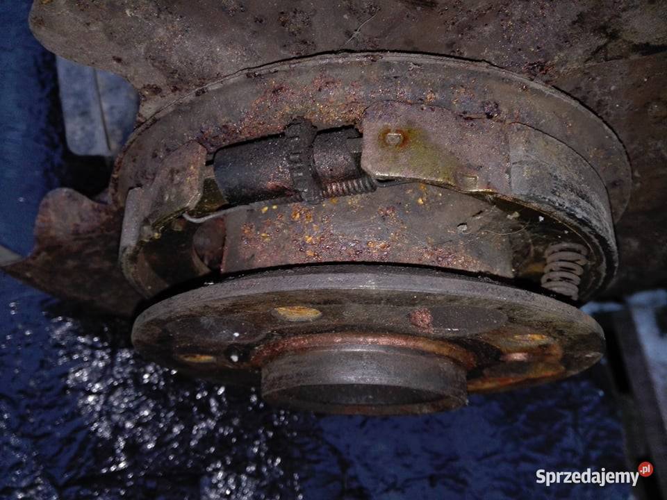 Mercedes 190 W201 zwrotnica piasta prawy tył osobowe Skarżysko-Kamienna