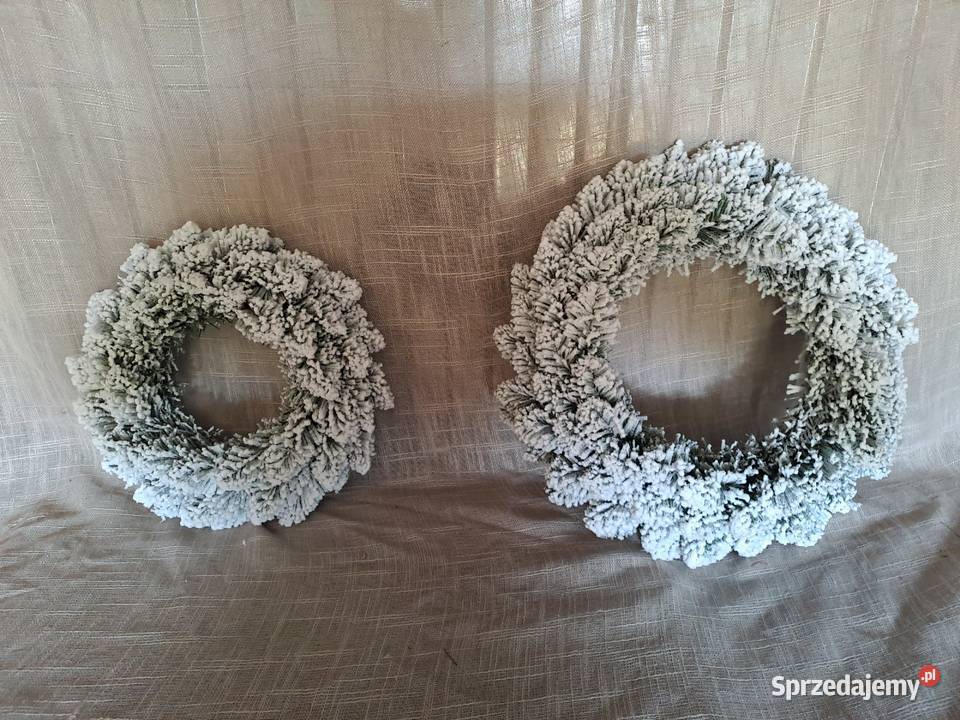 Świąteczne śnieżone stroiki na stół drzwi komode mazowieckie Sierpc