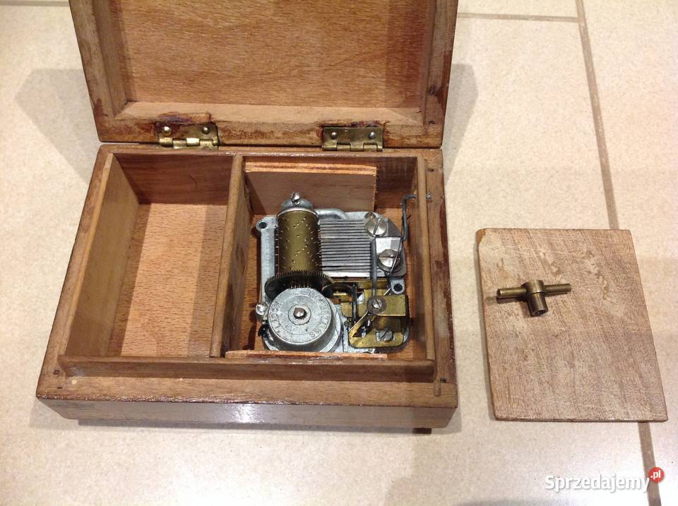 Stara Szkatułka z Pozytywką Sygnowana Pozostałe lubuskie Nowa Sól