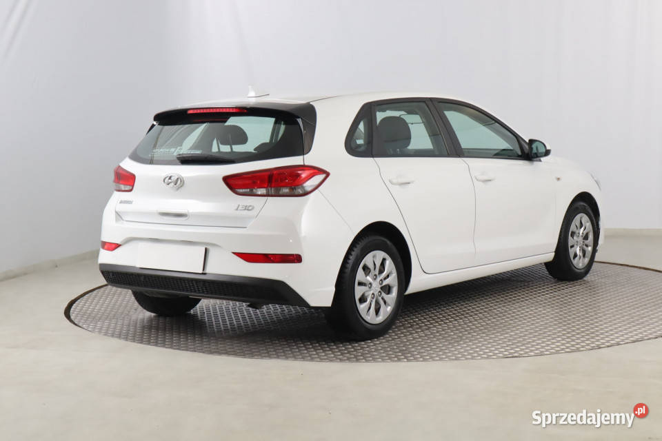 Hyundai i30 16 CRDi światła do jazdy dziennej śląskie Zabrze sprzedam
