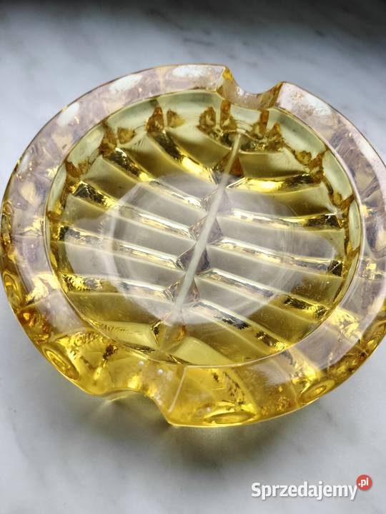 Popielniczka Ząbkowice ciemny żółty PRL Choszczno