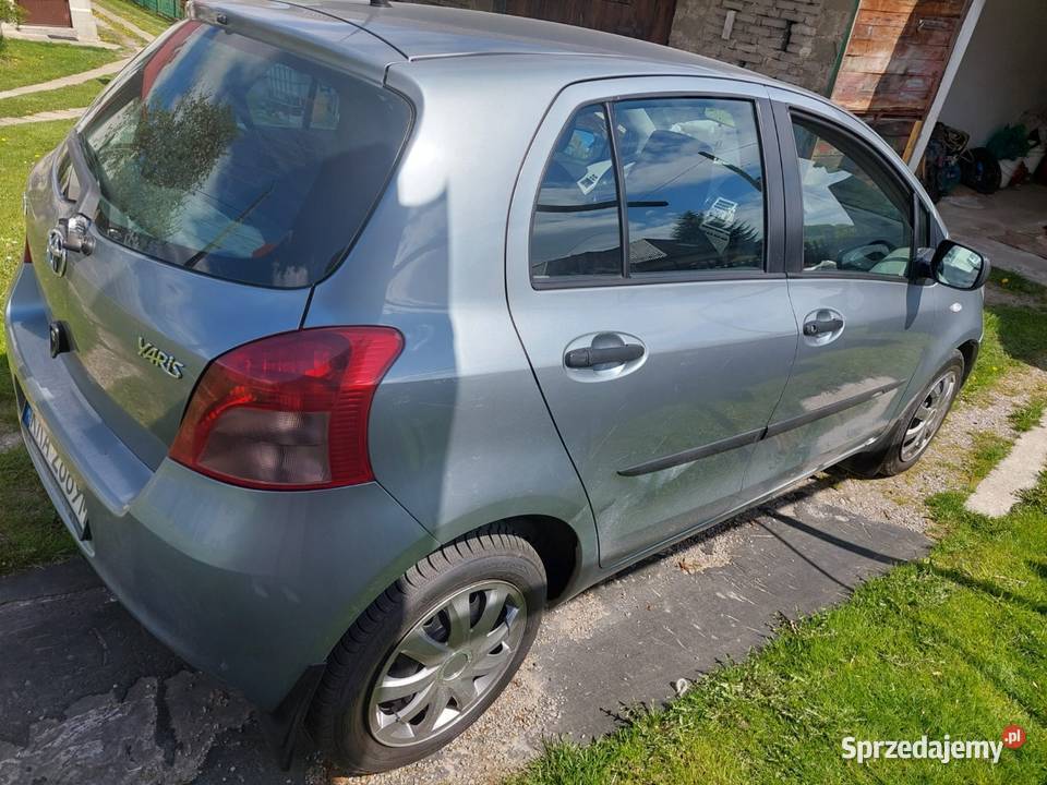 Toyota yaris 10 2007 sprzedam