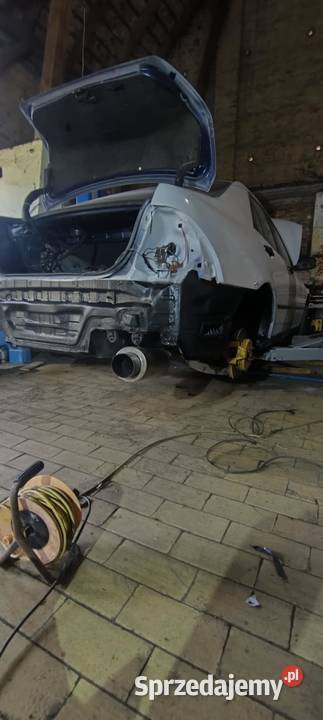 Lexus IS200 Body Vertex Do Sporych negocjacji aluminiowe felgi Legnica