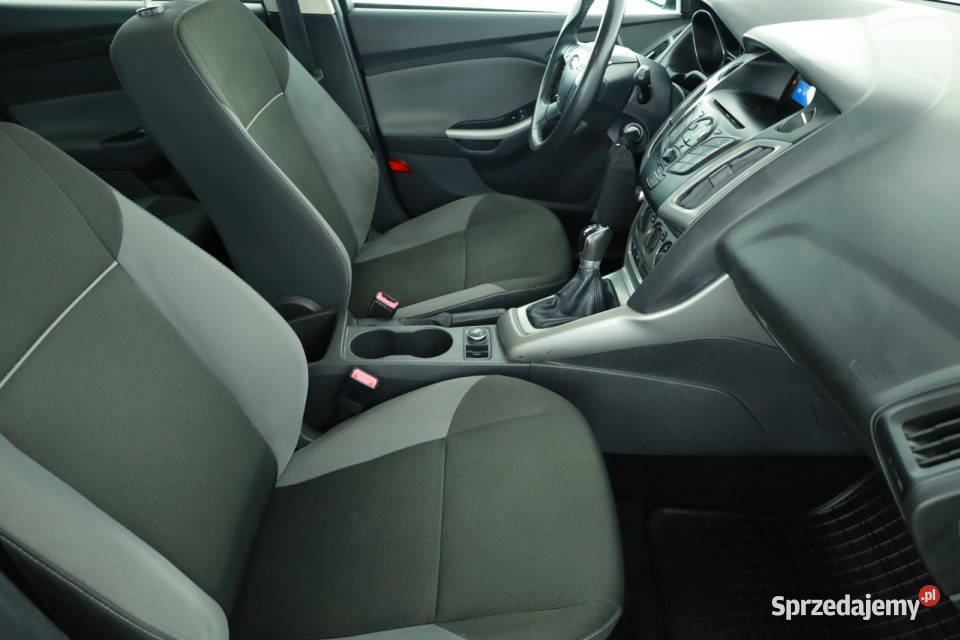 Ford Focus 16 i Rok produkcji 2011 Piaseczno