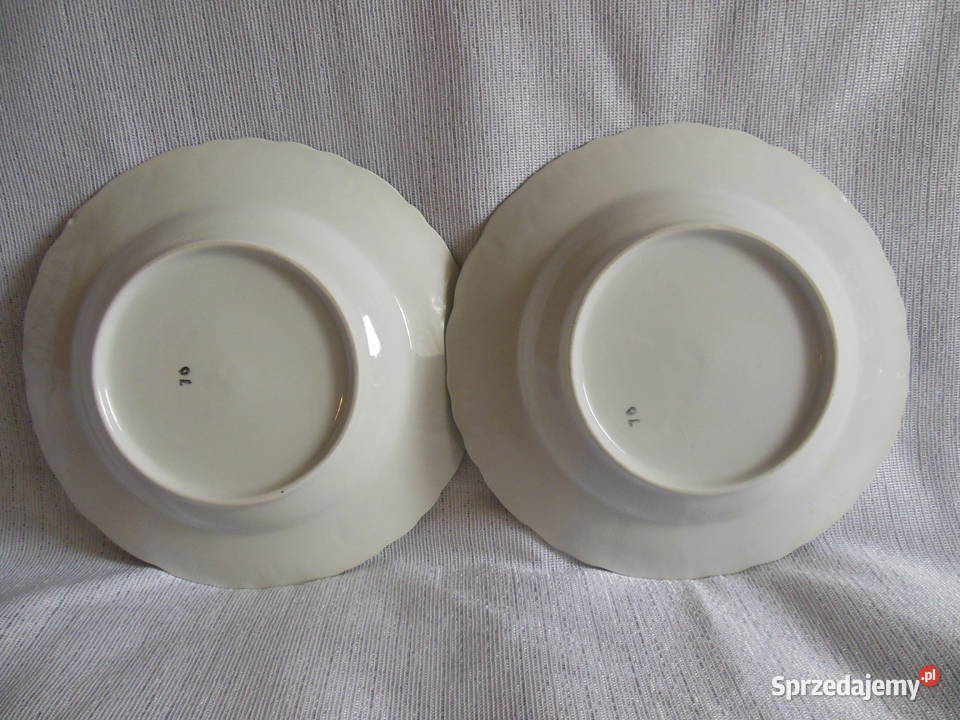 Talerze głębokie w szare kwiaty PRL 2 Kielce sprzedam