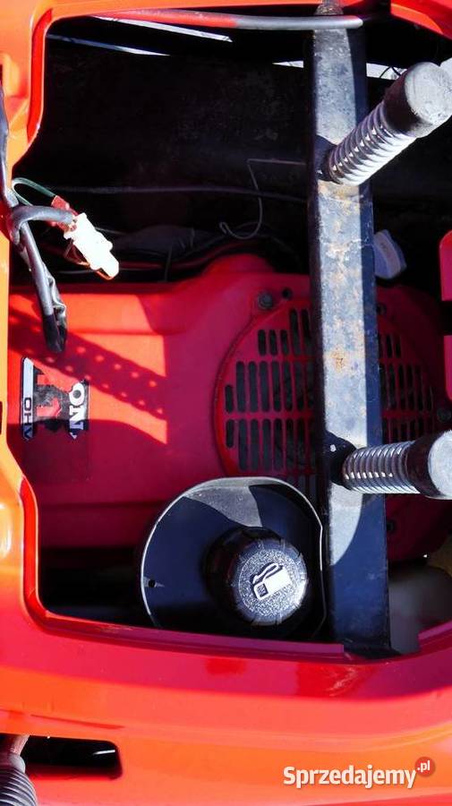 Traktorek kosiarka HONDA HF1211 0210015 Baras Traktorki Świnice Warckie