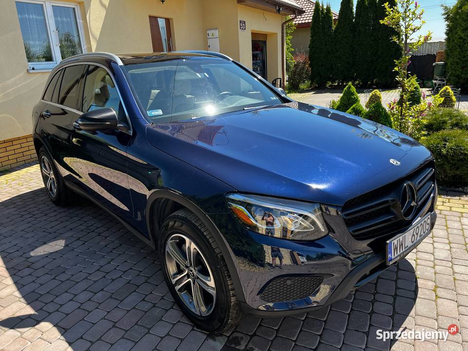 MercedesBenz GLC 300 9g tronic panoramiczny dach 1991cm3 Nowe Lipiny
