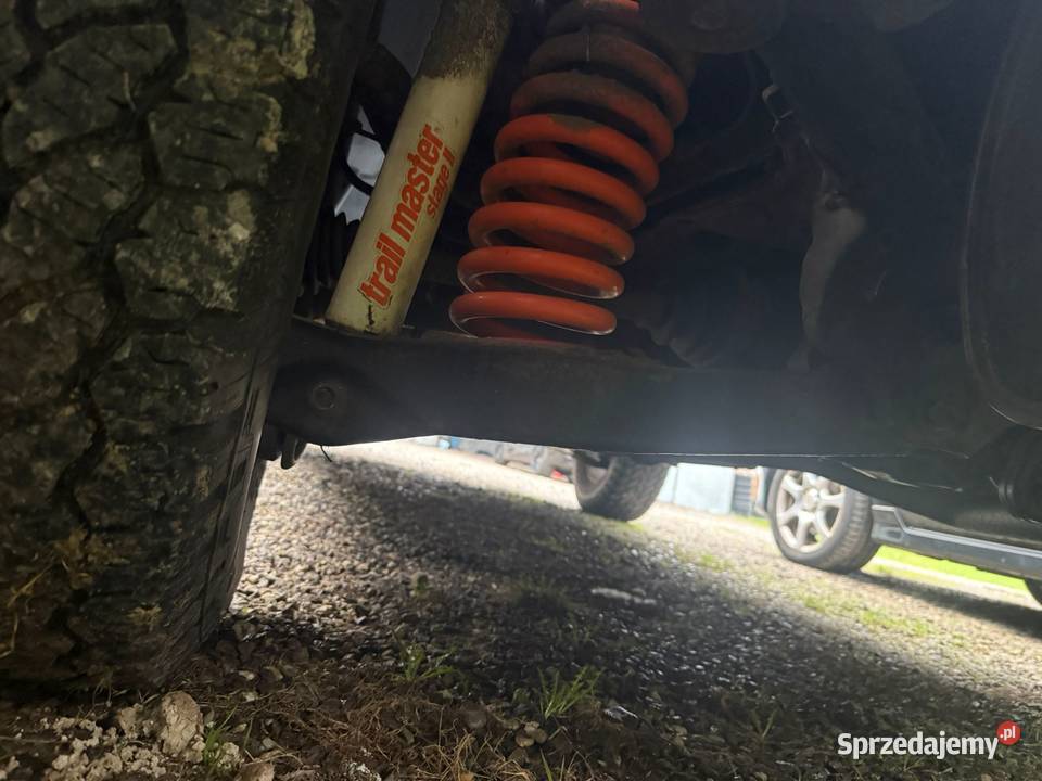 Suzuki grand vitara 19ddis 130kn podniesiony 4x4 Starachowice