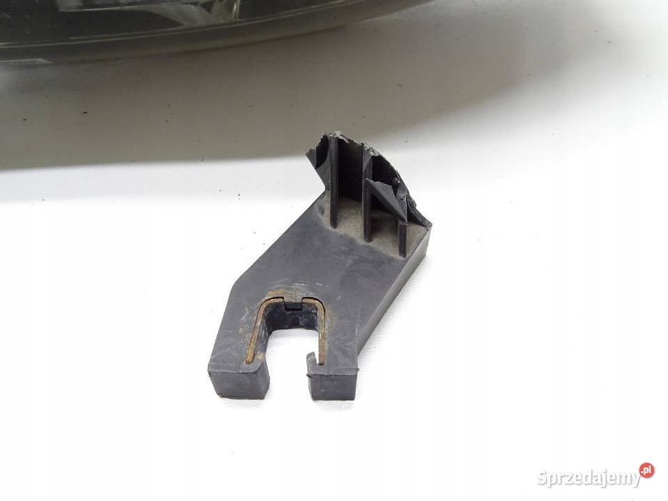 LAMPA REFLEKTOR PRAWY PRZÓD PRZEDNIA AUDI A5 8T