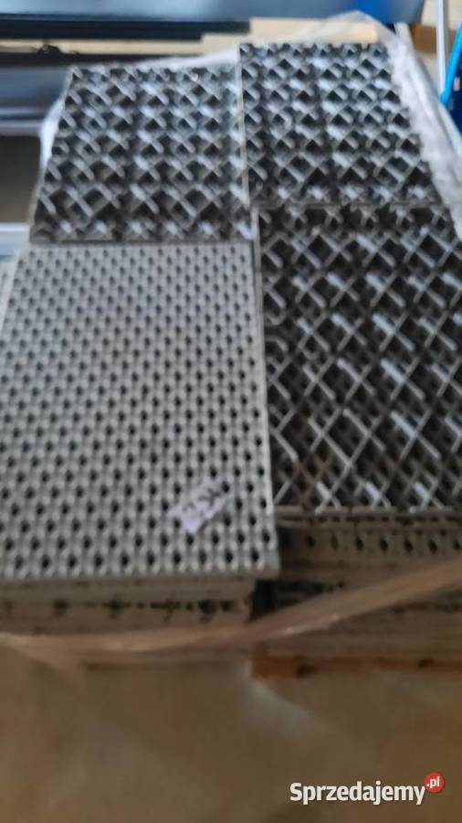 plastikowe kratki do pojemników 60x40 234 L128 Dębica