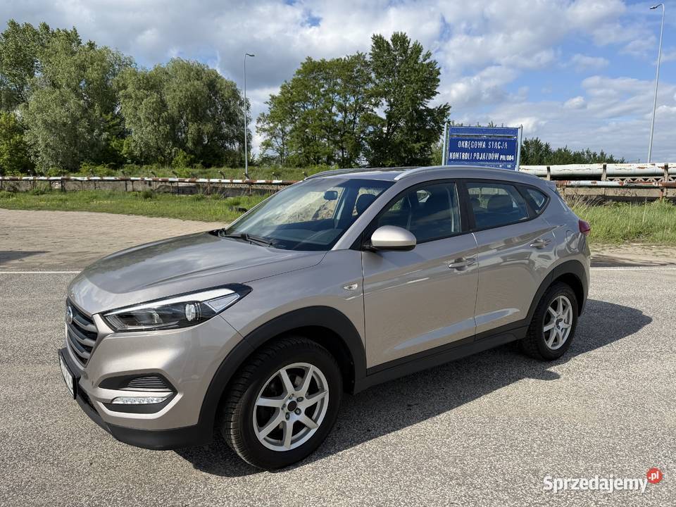 Hyundai Tucson 16 BENZYNA Klimatyzacja Nawigacja Konin