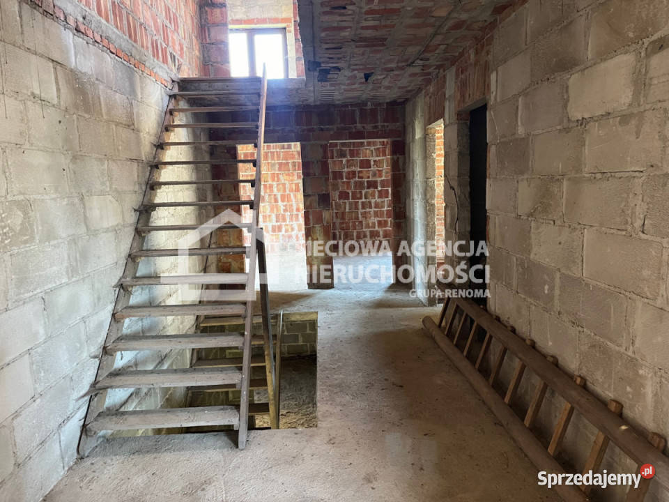 Dom wolnostojący Staniszewo 293m2 sprzedam