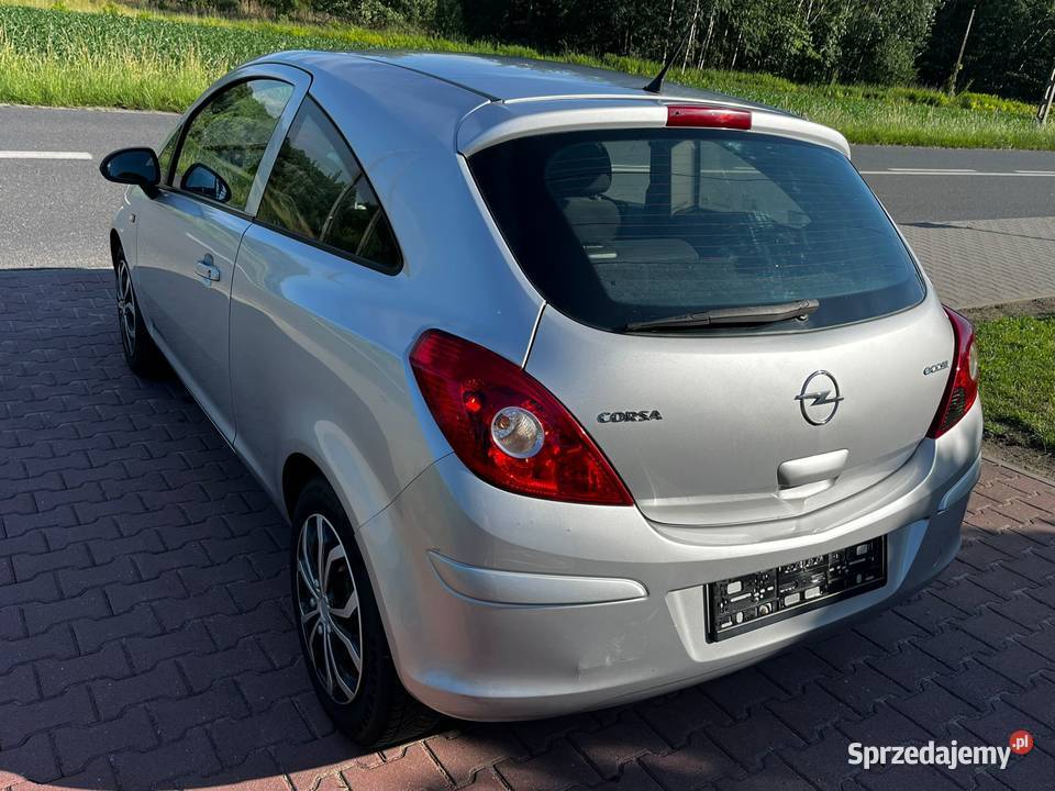 Opel Corsa D 10 Knurów