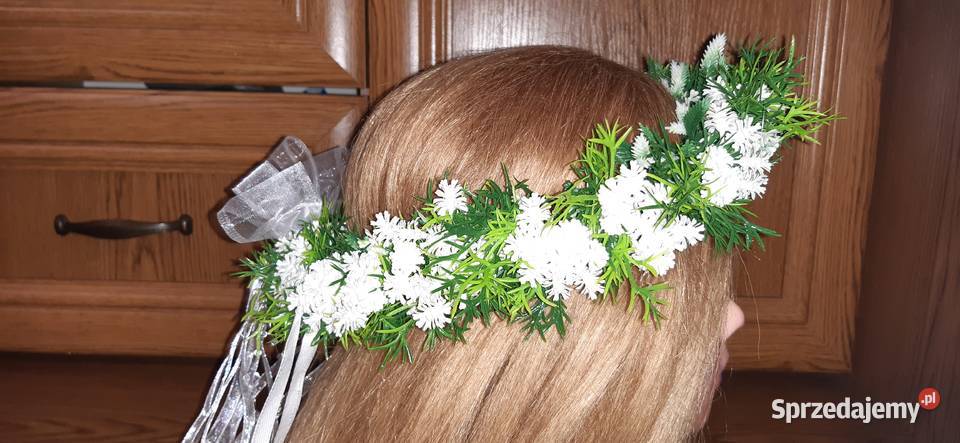 Wianek komunijny żywy z gipsówki I asparagusa