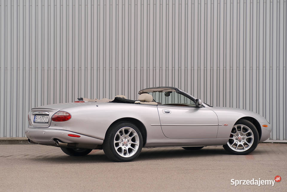 Jaguar XK8 2001 r 3998cm3 sprzedam