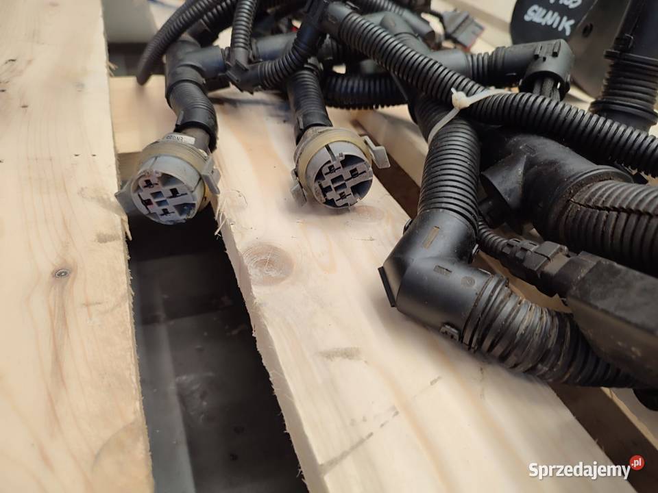 Wiązka elektryczna silnika V836866955 Massey Pozostałe Wilkowo sprzedam