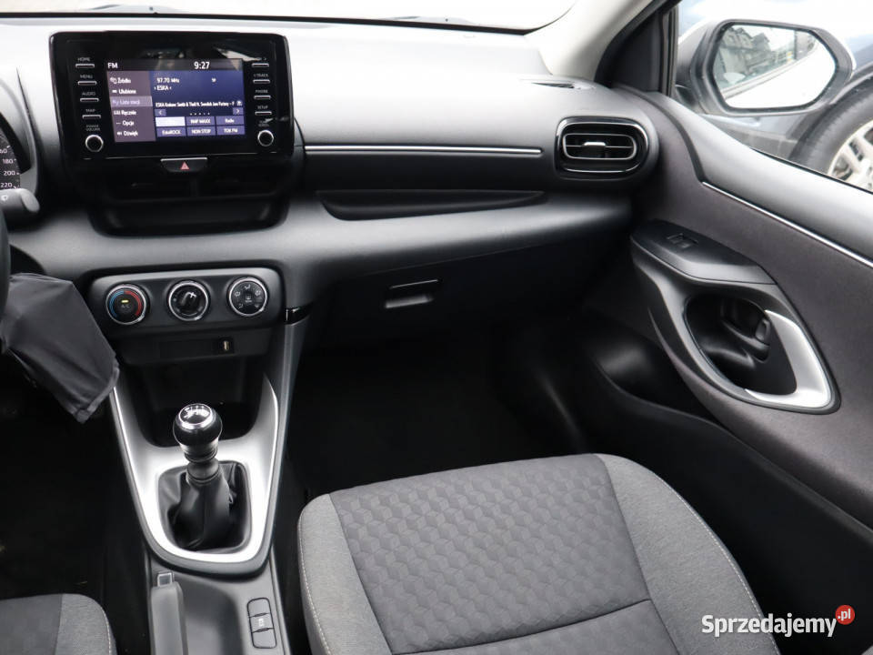 Toyota Yaris 15 VVTi Yaris Katowice