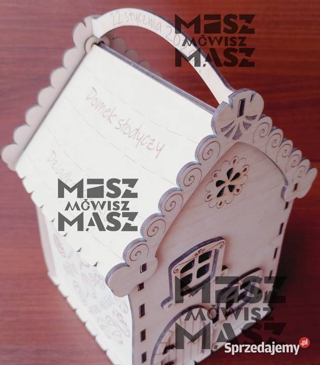 Domek słodyczy Babci Dziadka na dzień dziadów