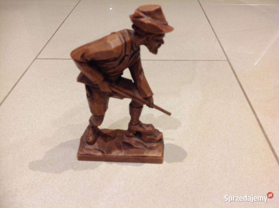 Stara Figurka Myśliwska Myśliwy Sygnowana Nowa Sól
