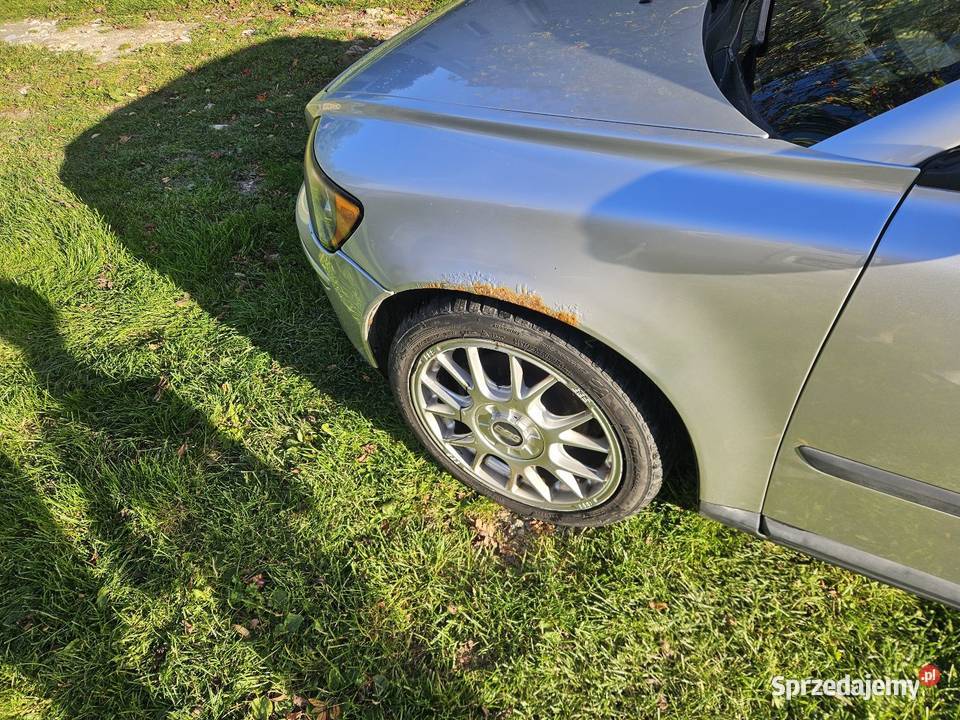 Volvo v50 doinwestowane mechanicznie manualna Volvo Kraków sprzedam