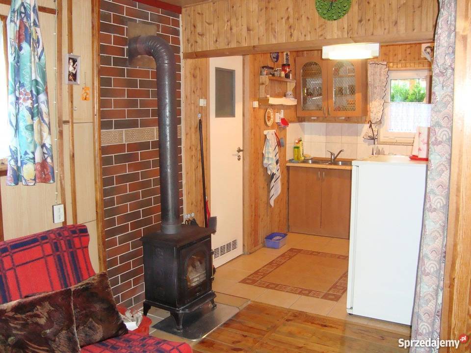 sprzedam domek całoroczny letniskowy jeziorem