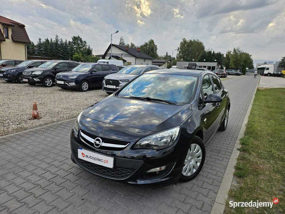 Opel Astra Navi pół skóra niski przebieg grzane mazowieckie