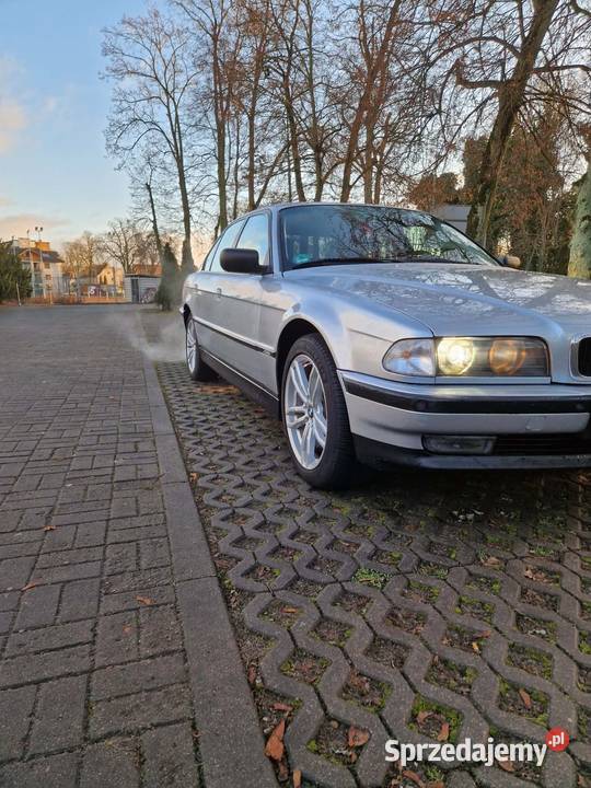 Bmw seri 7 1996 V8 40 benzyna gaz elektryczne szyby Piła