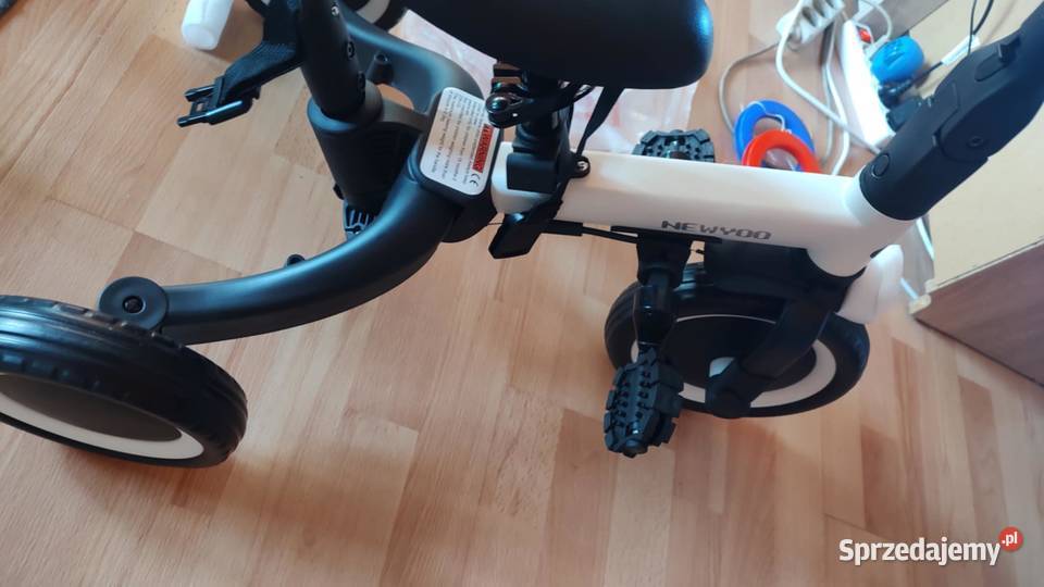 Rower trójkołowy NewYoo 5in1 Biały Czarny wielkopolskie Książ Wielkopolski