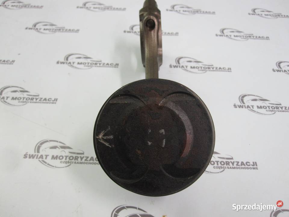 OPEL ASTRA 16 16V A16XER 161 11r 79L99 tłok Kielce