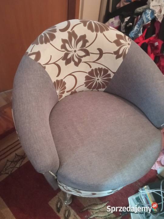 Sprzedam 2 piękne fotele Kiełczyna