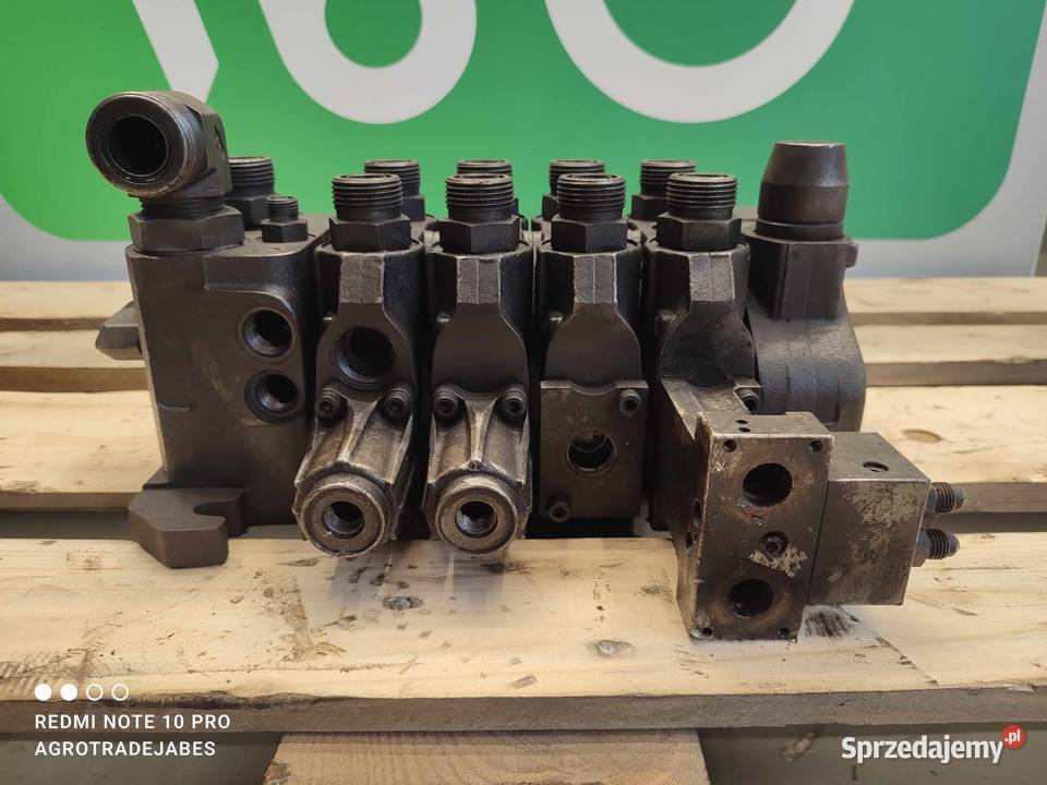 Rozdzielacz hydrauliczny Rexroth 08101572