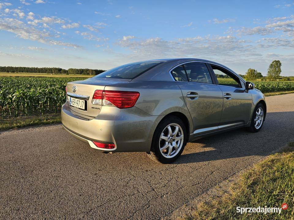 Toyota Avensis 18 automat cvt poduszka powietrzna Białobrzegi