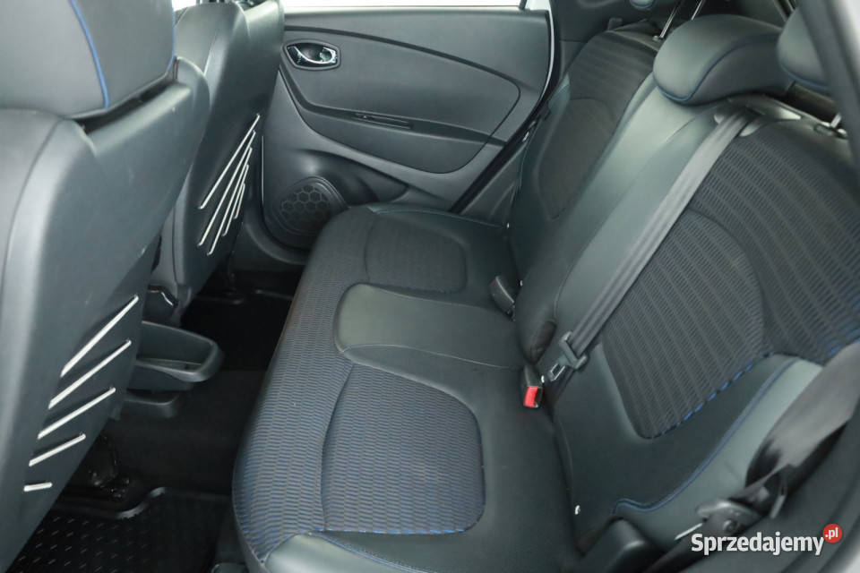 Renault Captur 12 TCe czujnik parkowania