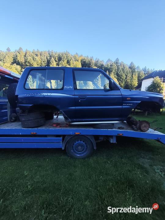 Pajero 2 wersja trophy karoseria Części samochodowe