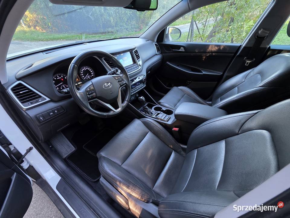 Hyundai Tucson 16T 4x4 automat full bezwypadkowy szyberdach Lublin sprzedam