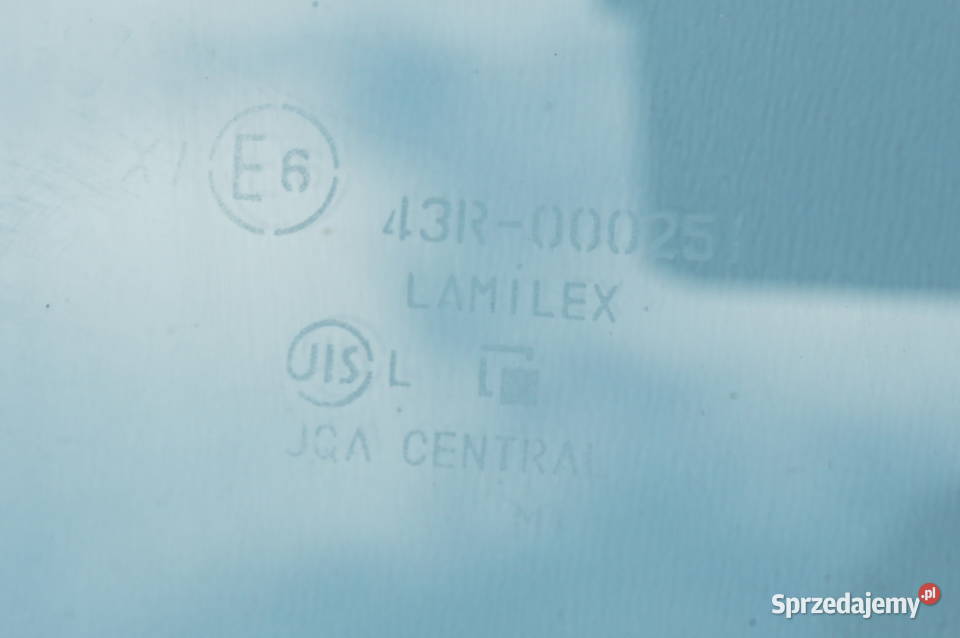 SZYBA BOCZNA DRZWI PRAWA TYŁ TYLNA INFINITI Q70 osobowe Nowy Tomyśl